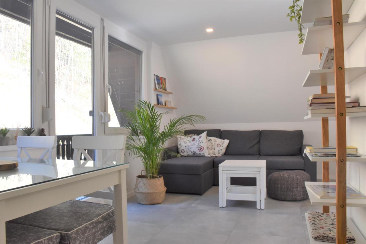 Our Forest House Trzic Luaran gambar