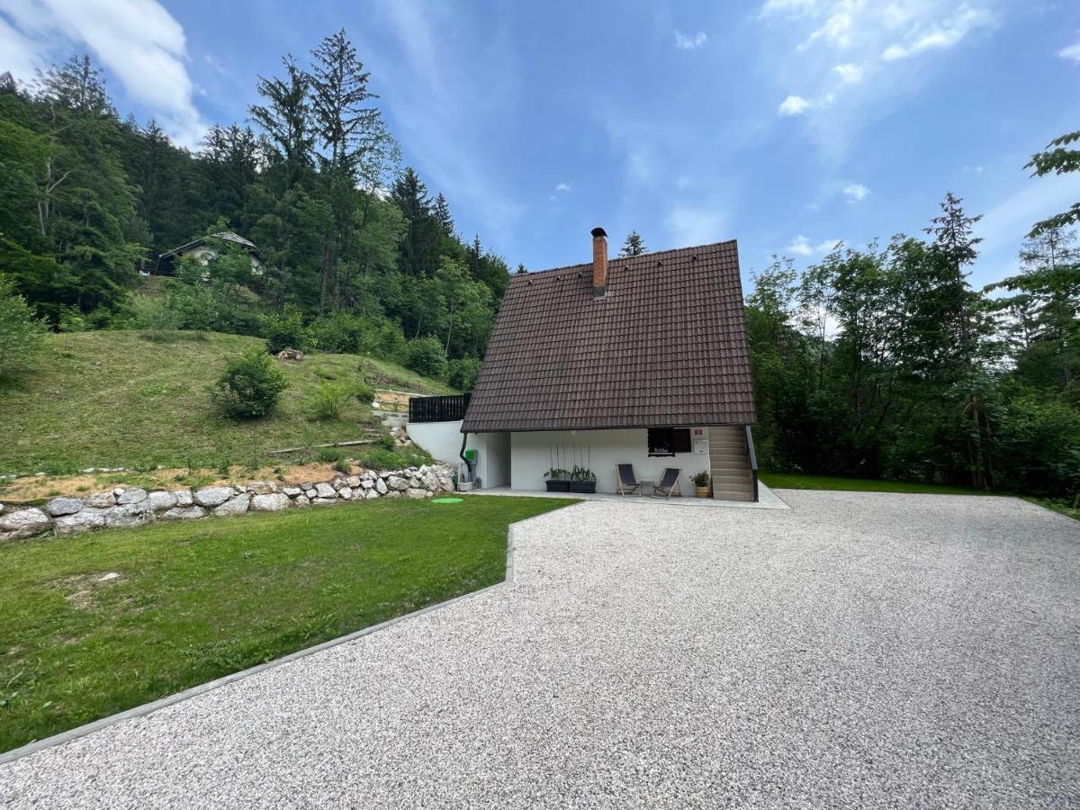 Our Forest House Trzic Luaran gambar